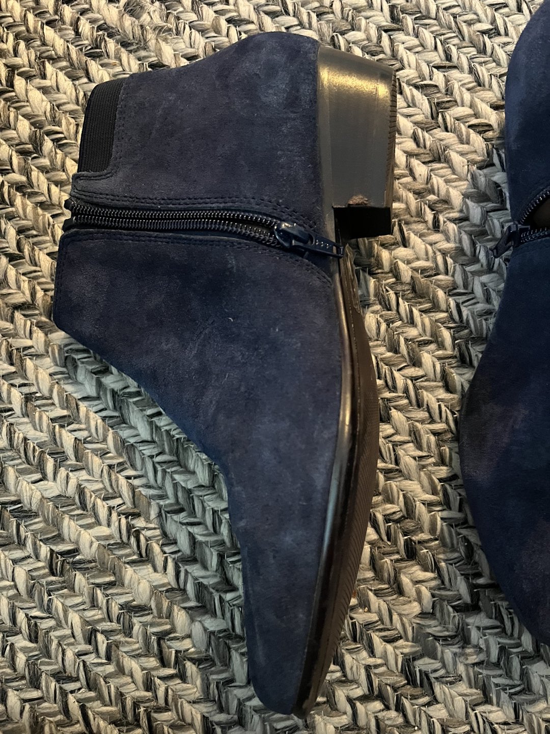 Aldo booties navy size 8.5 image indicator(3)