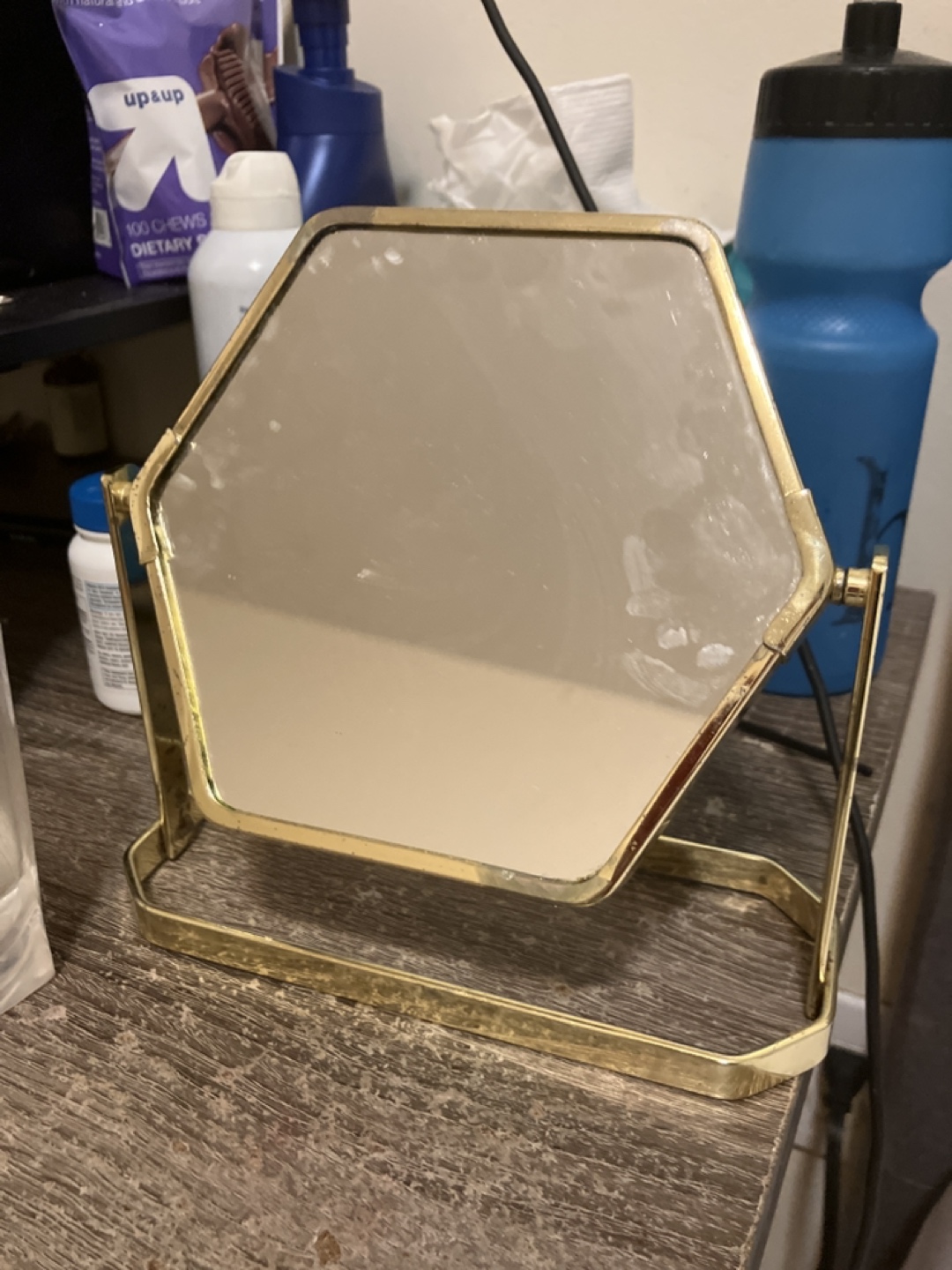 Vanity mirror