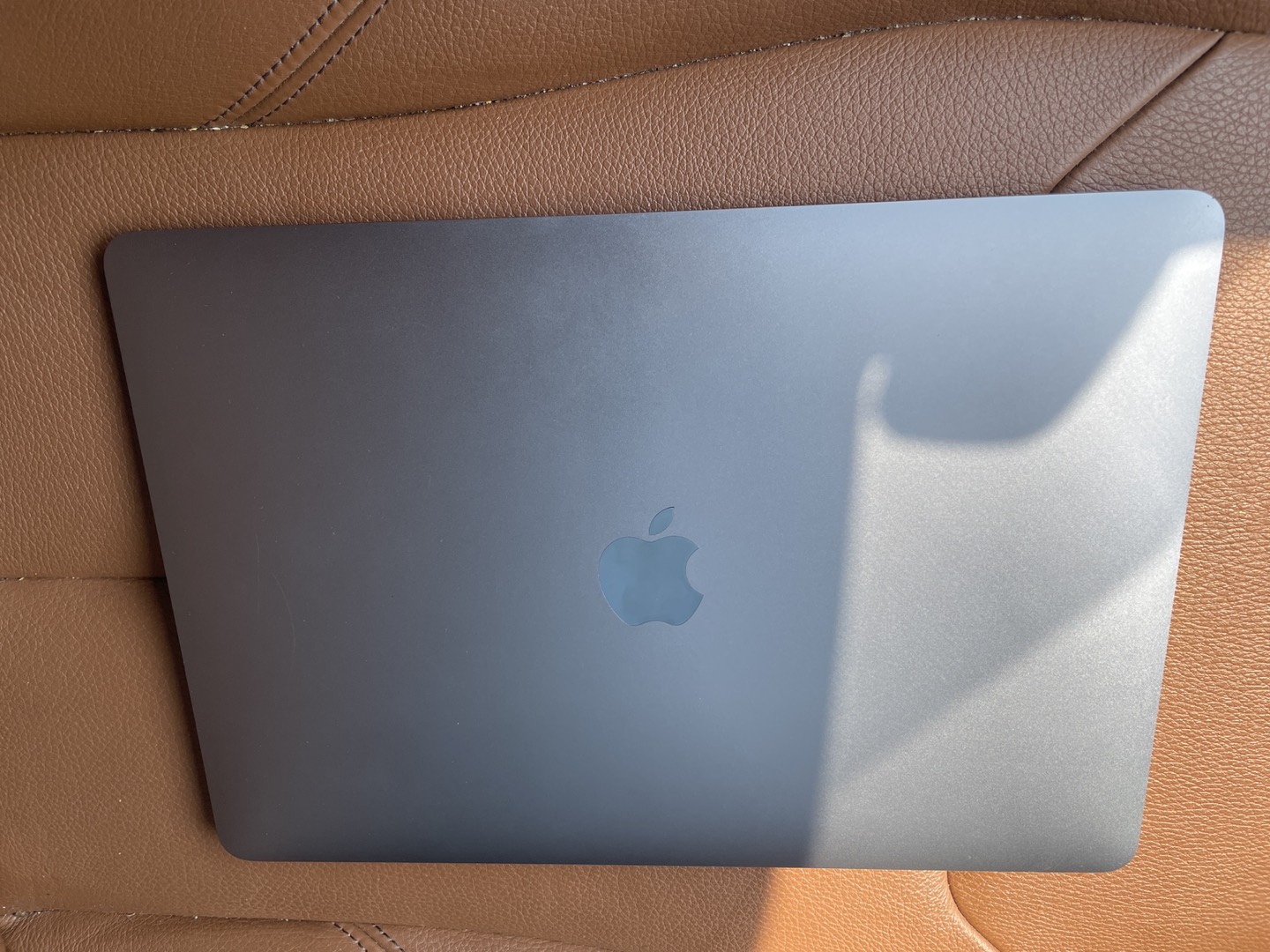 2020 MacBook Air 13” Great Condition Barely Used