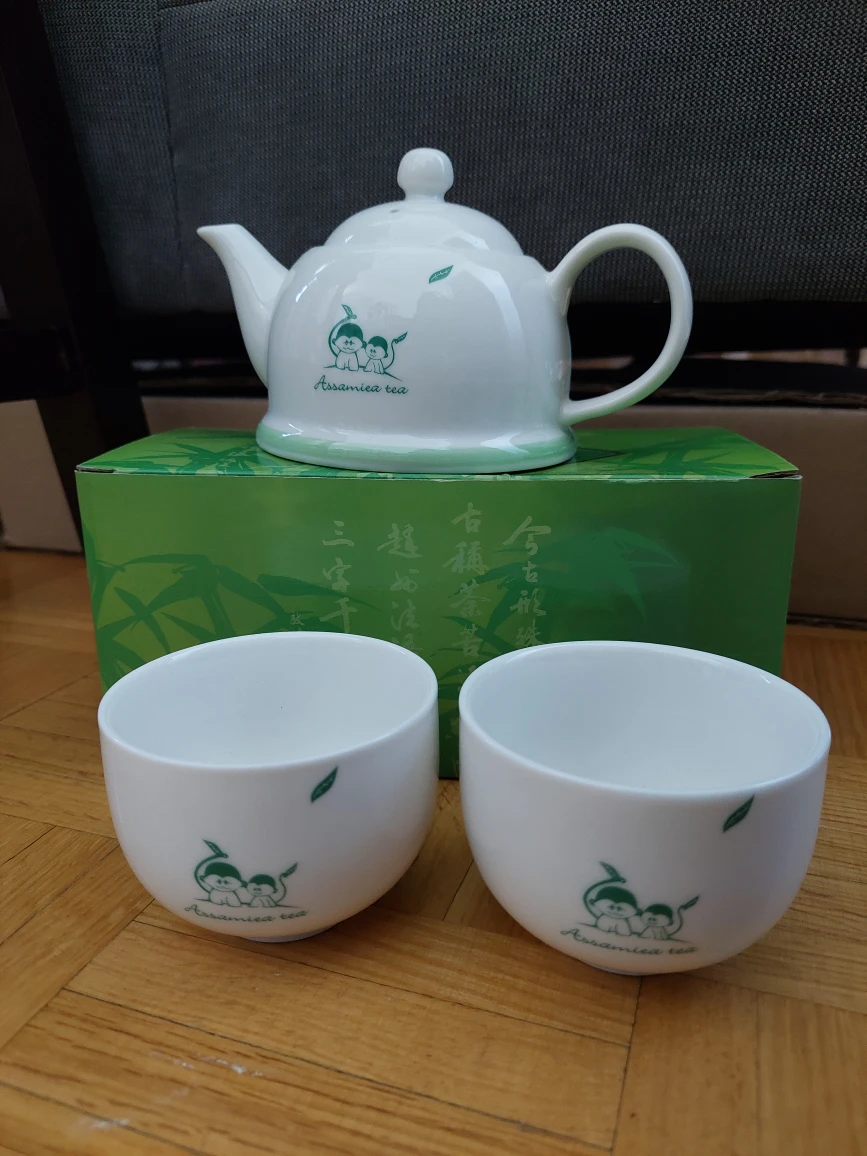 TenRen's teapot and teacup set