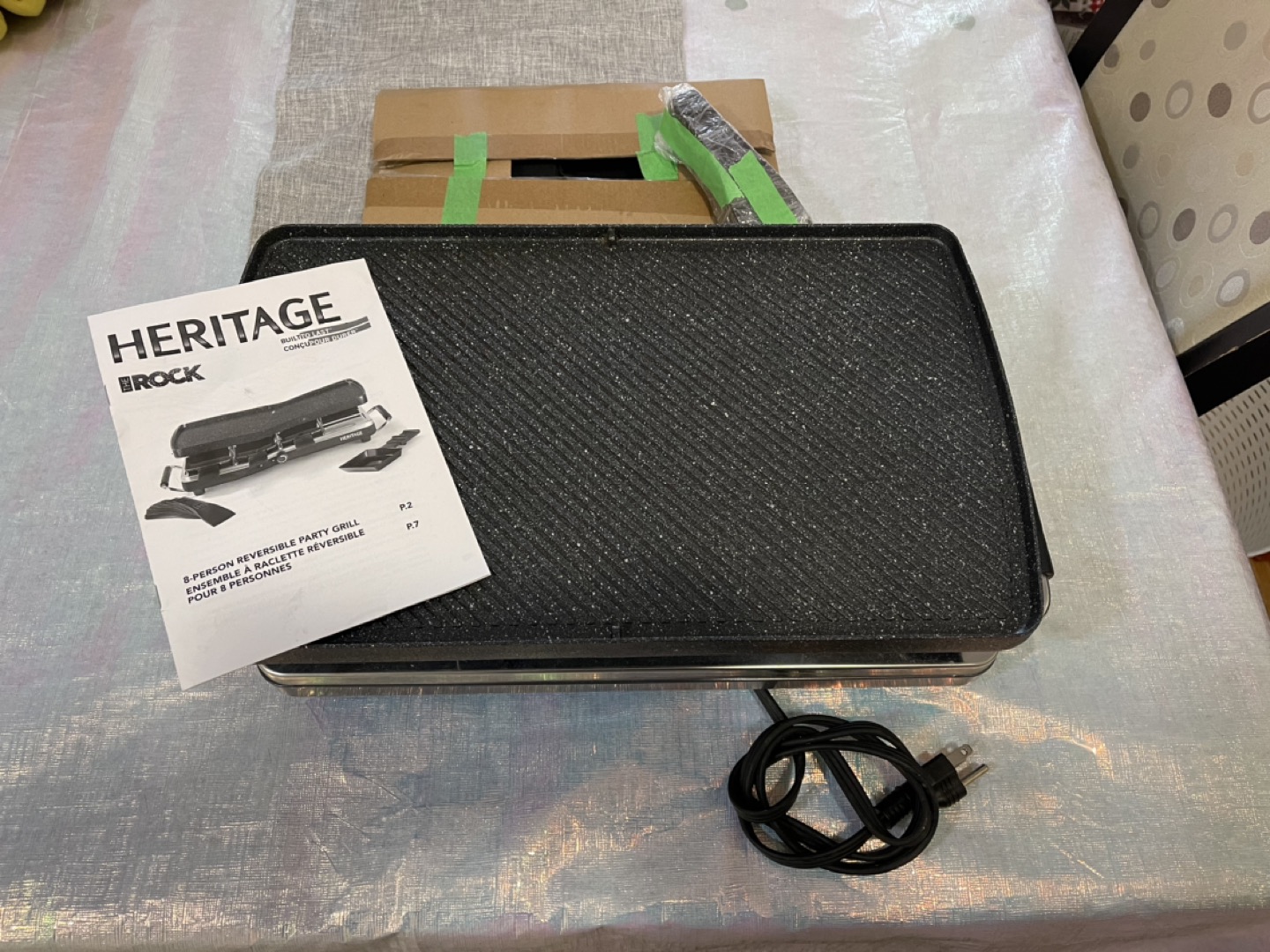 Heritage Rock 8-person Raclette (Reversible Party Grill)