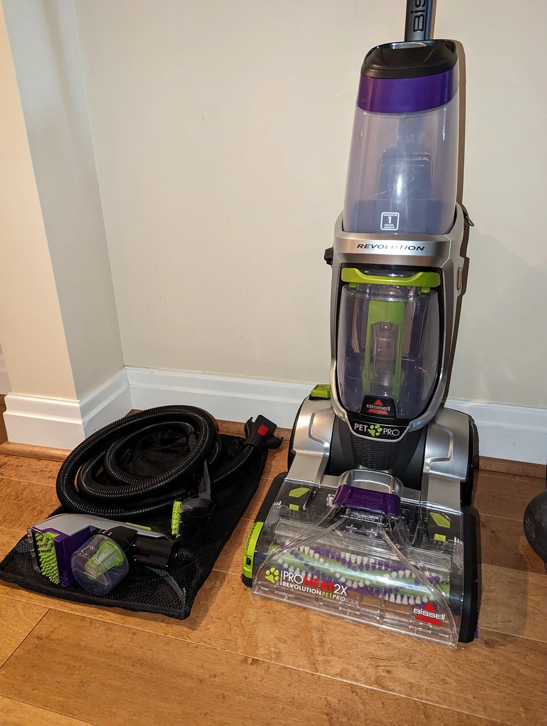 BISSELL ProHeat® 2X Revolution Pet CleanShot™ Carpet Cleaner