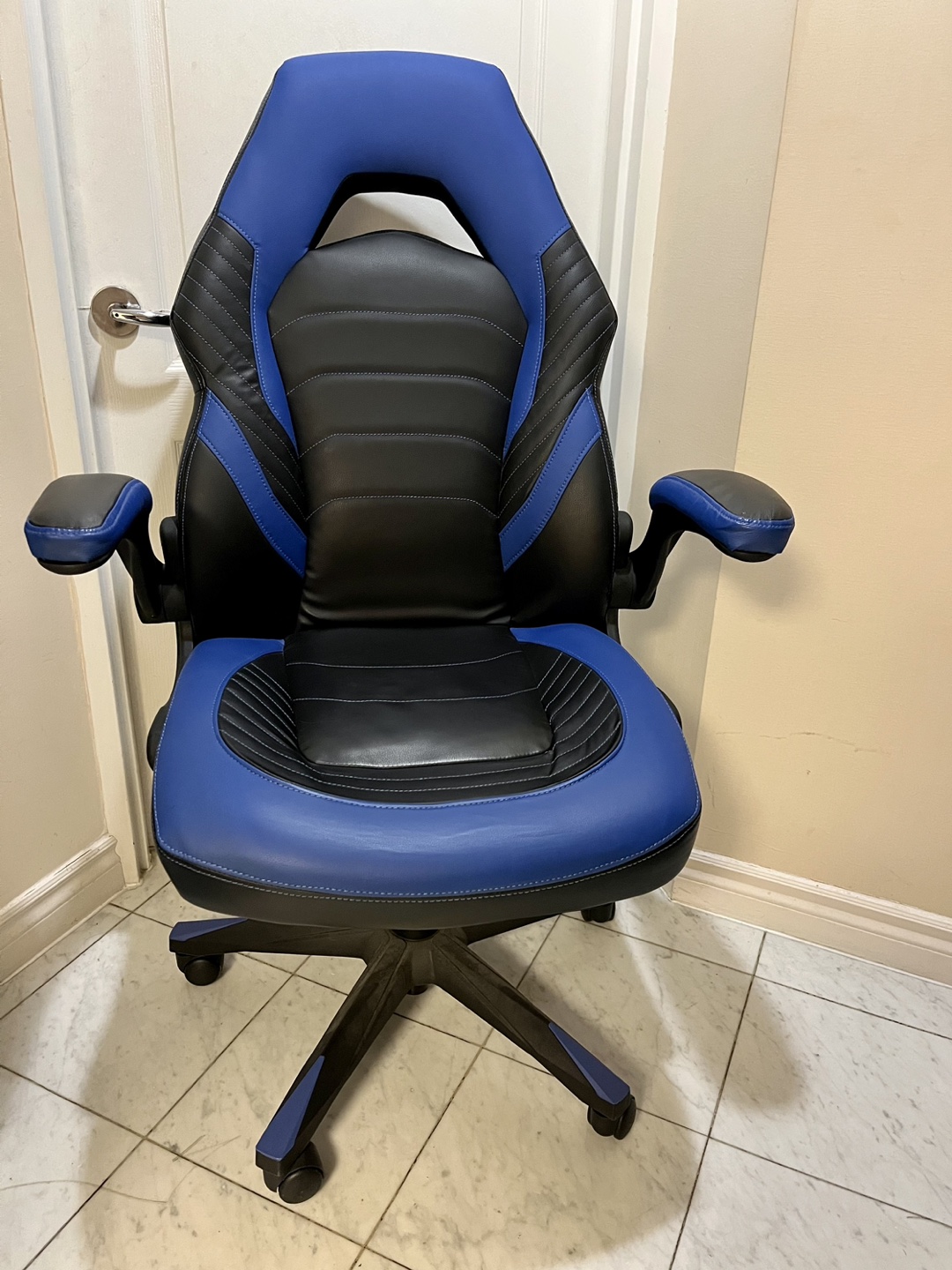 Gaming Chair - photo 2