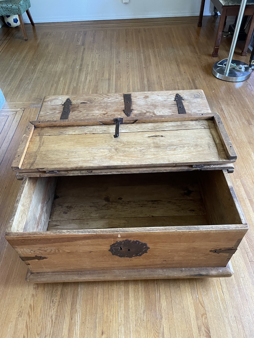 Mexican wood storage coffee table image indicator(2)