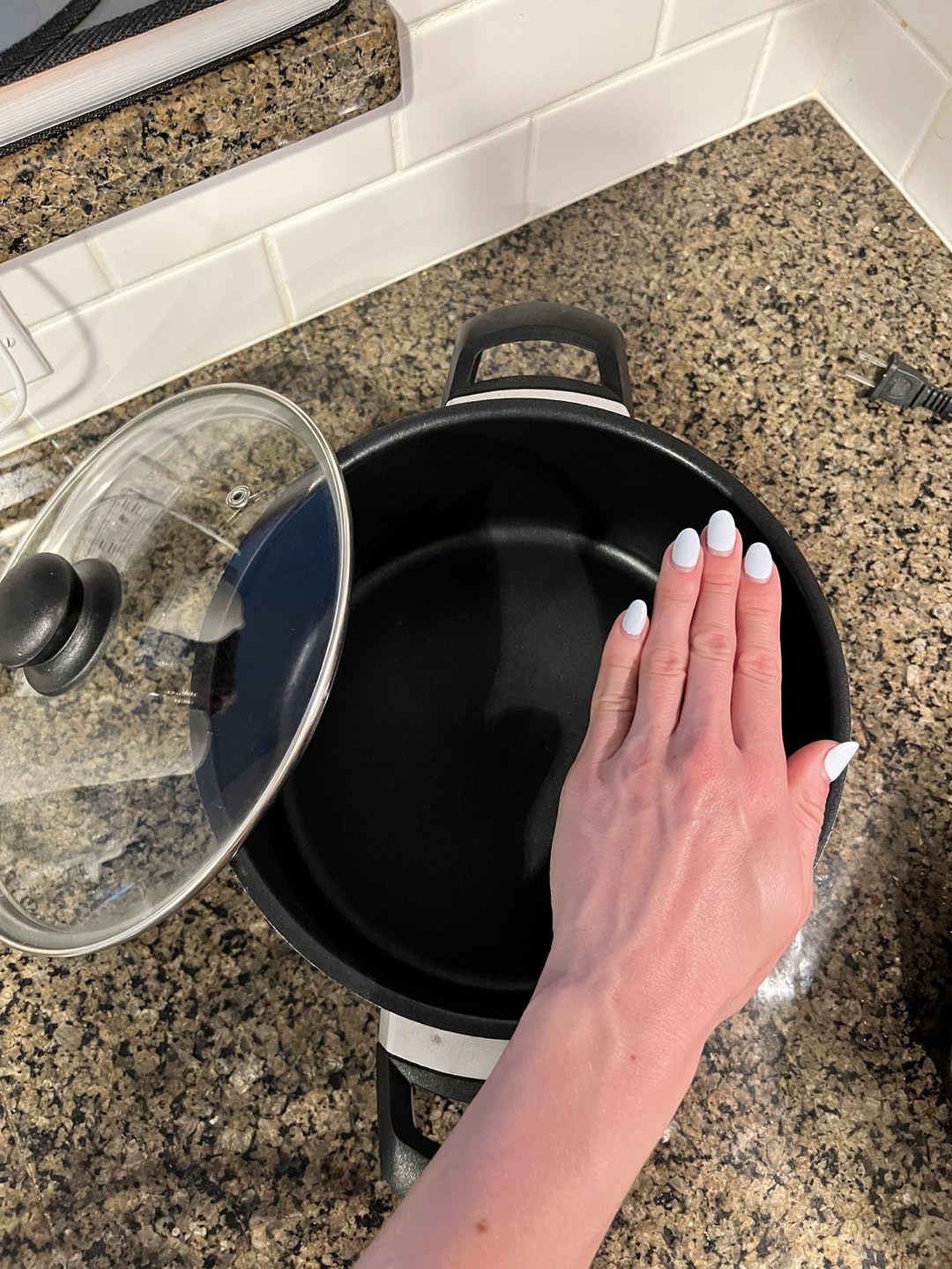 Stainless Steel Non-Stick Soup Pot 5 qt. + Soup Ladle - photo 3