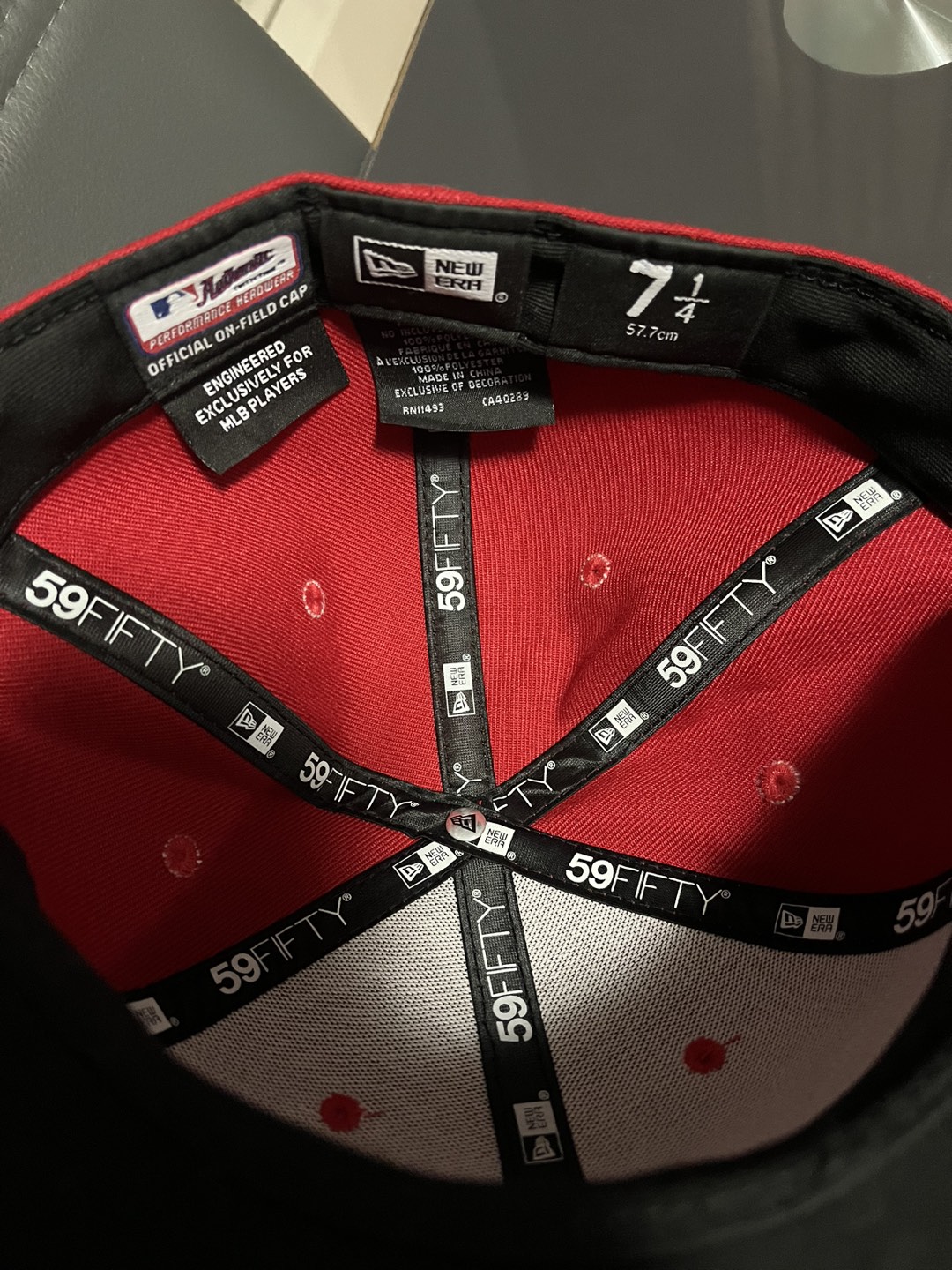 Fitted Baseball hat image indicator(2)