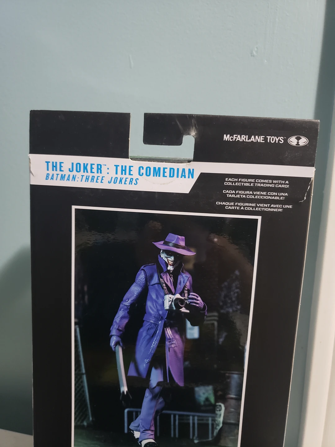 DC Multiverse Three Jokers: The Comedian image indicator(2)