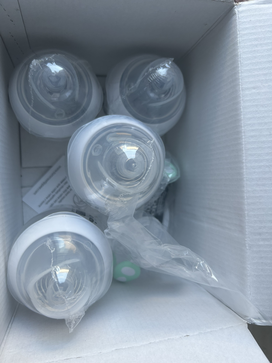 Tommee Tippee baby bottles #freecycle - photo 2
