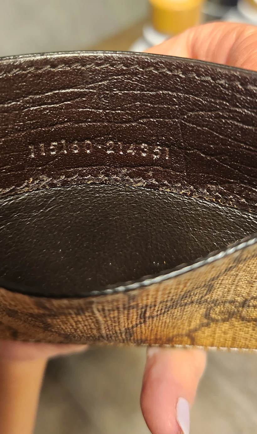 AUTH Gucci Leather Card Holder image indicator(3)