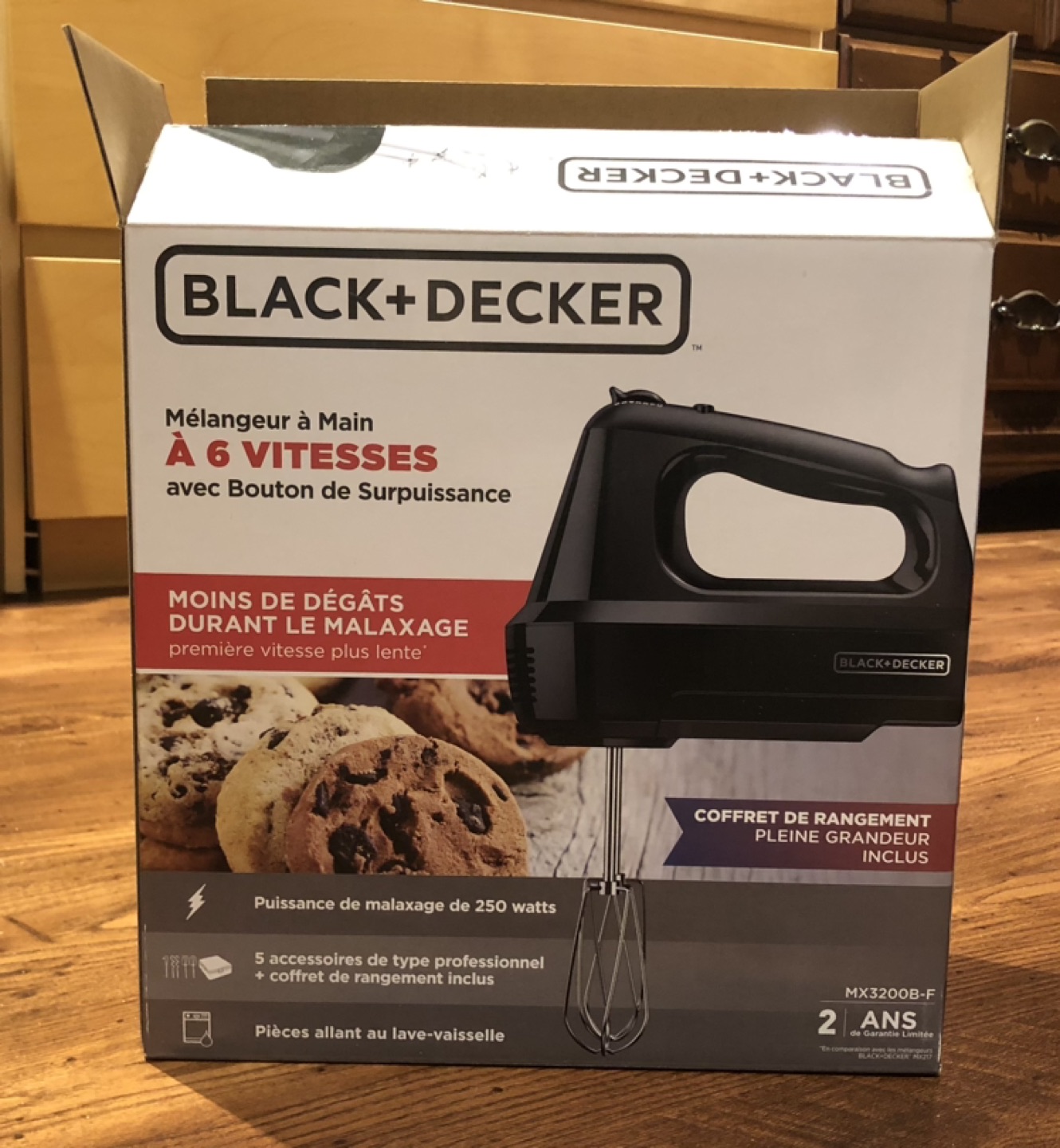 Black and Decker hand mixer with storage case and box