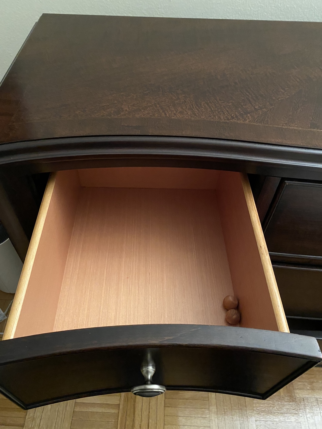 Legacy Furniture Dresser - photo 3