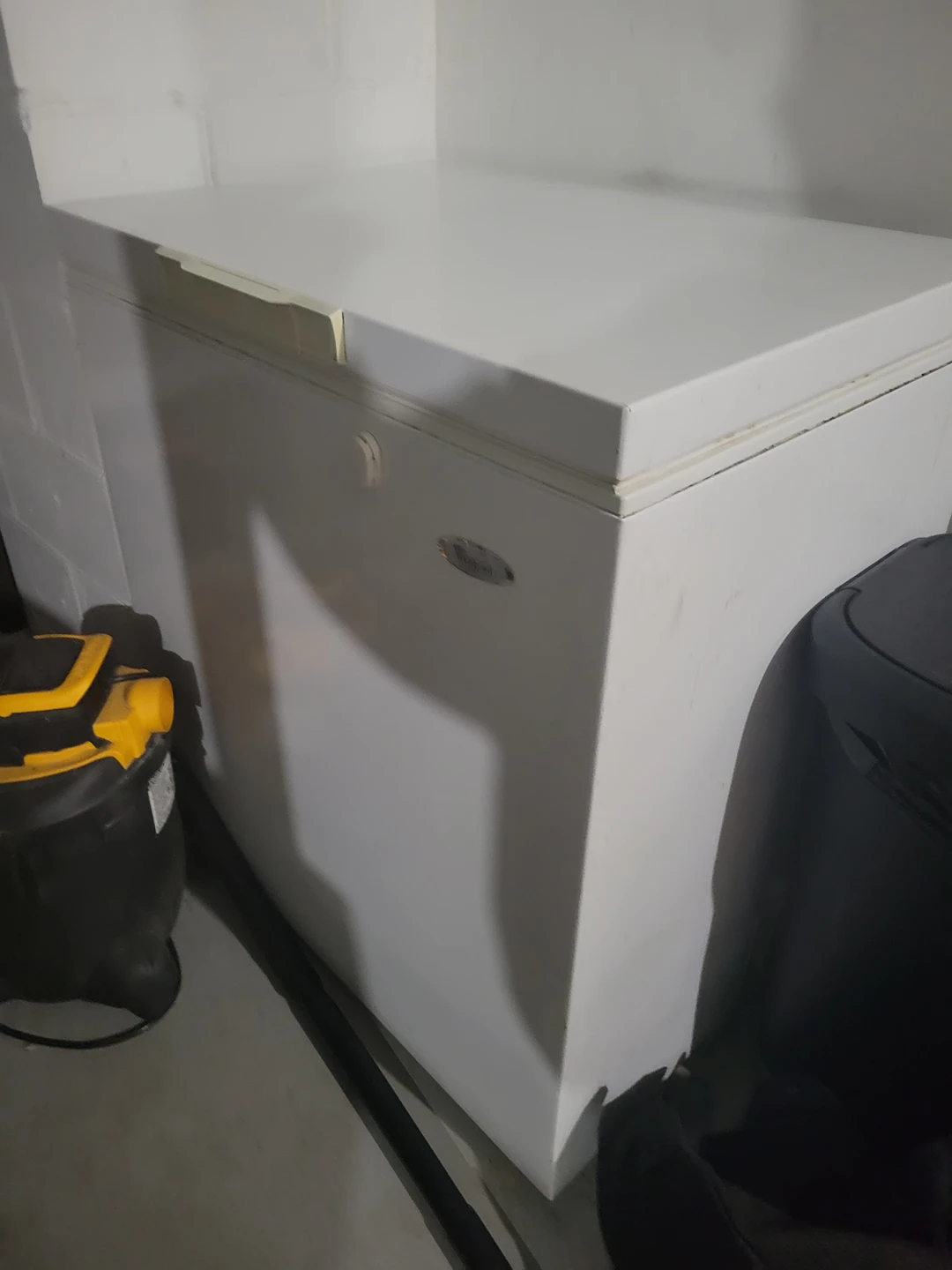 Whirlpool Chest Freezer thumbnail