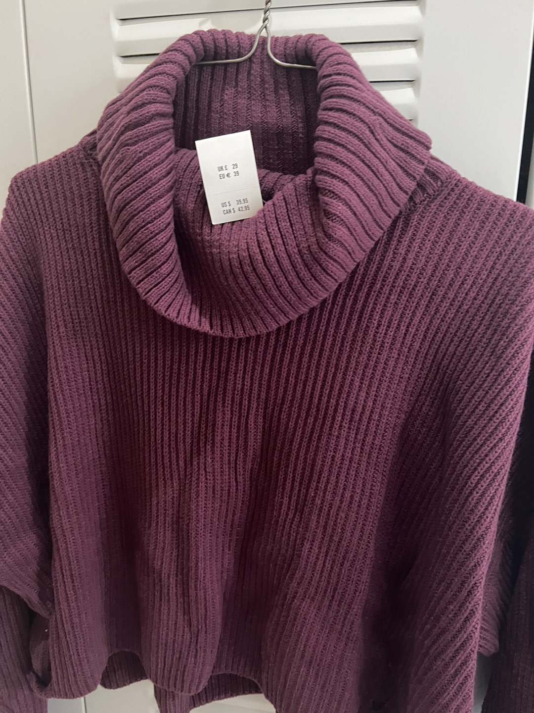 Hollister sweater brand new