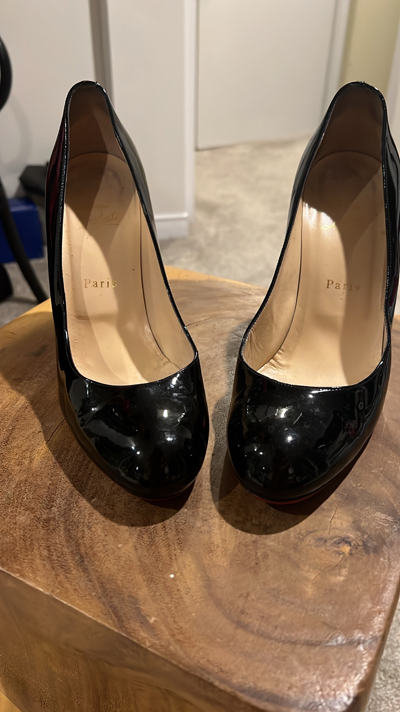 Round Toe Louis Vuittons