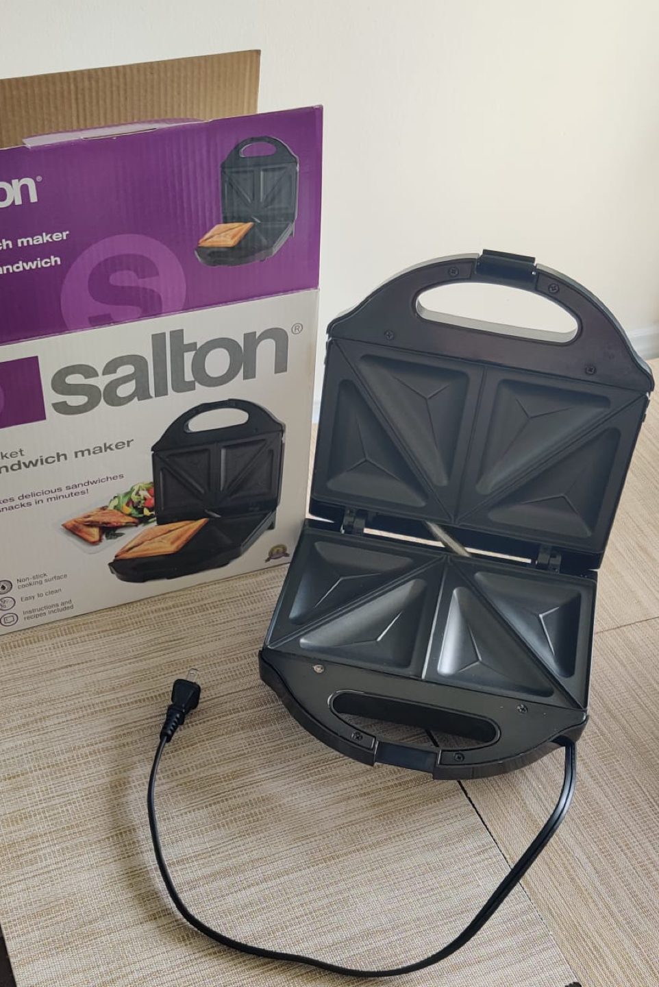 Salton Sandwich Maker 🌱 thumbnail