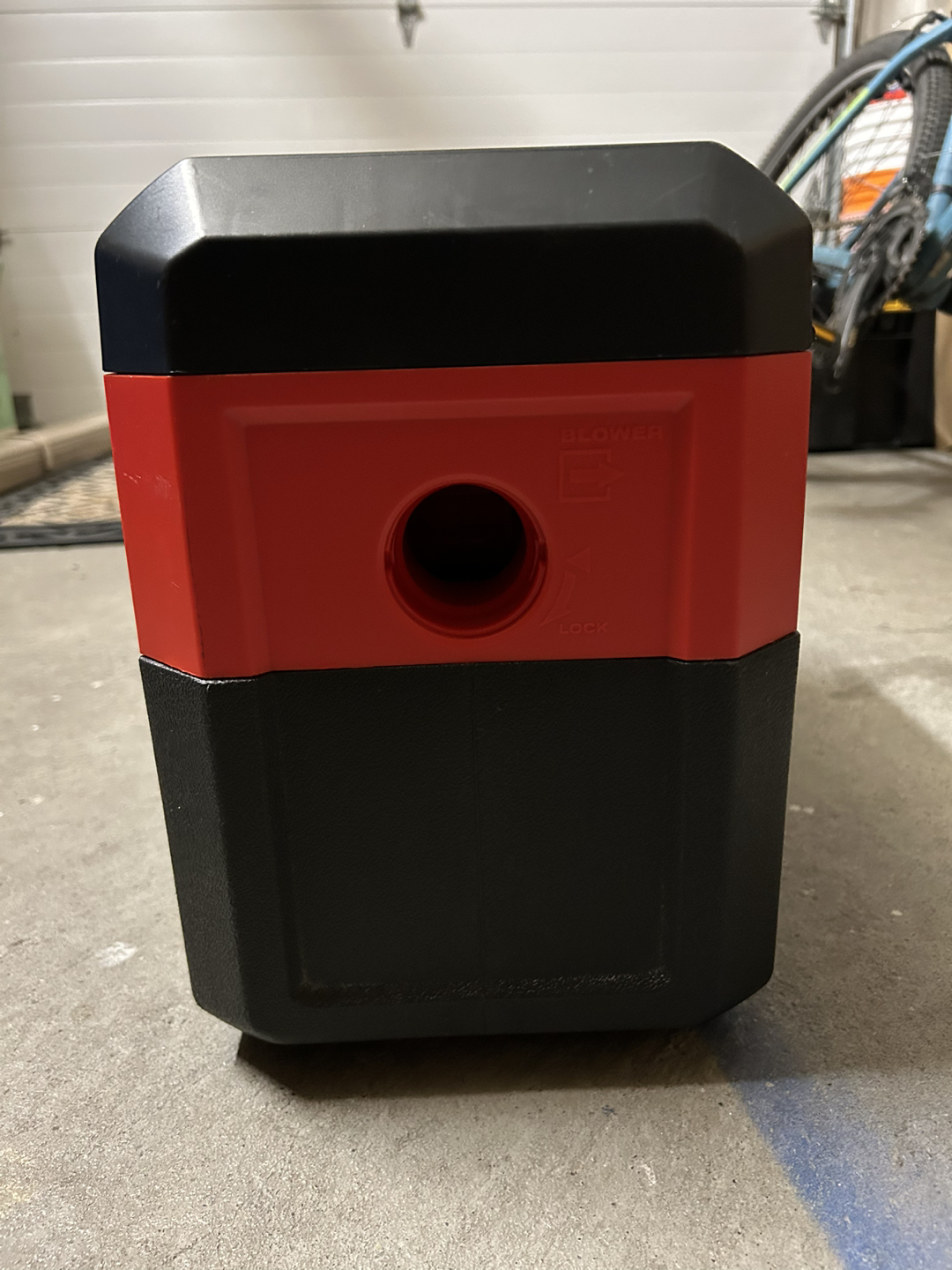 Milwaukee Cordless Wet/Dry Vacuum ***SOLD AS IS TOOL ONLY*** image indicator(4)