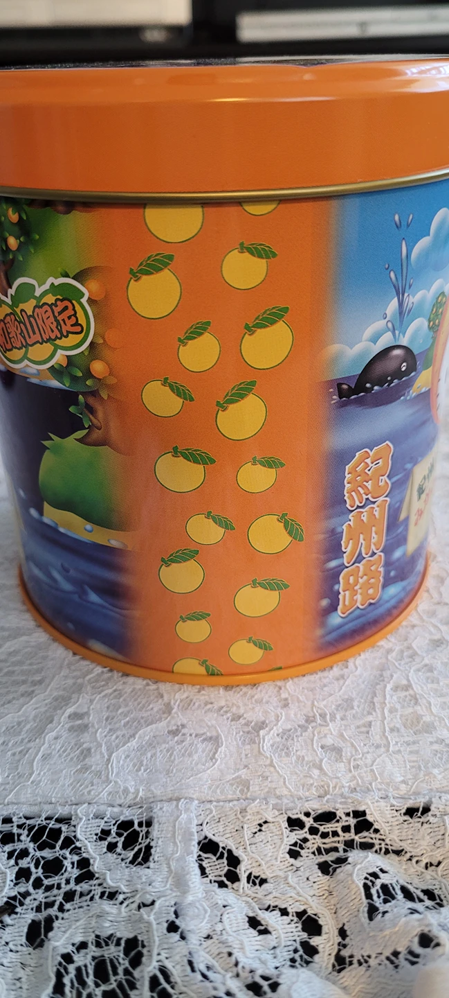 Made in Japan Sanrio Hello Kitty Candy Tin image indicator(5)