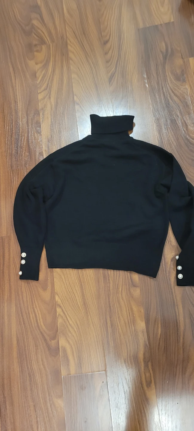 Women's sweater