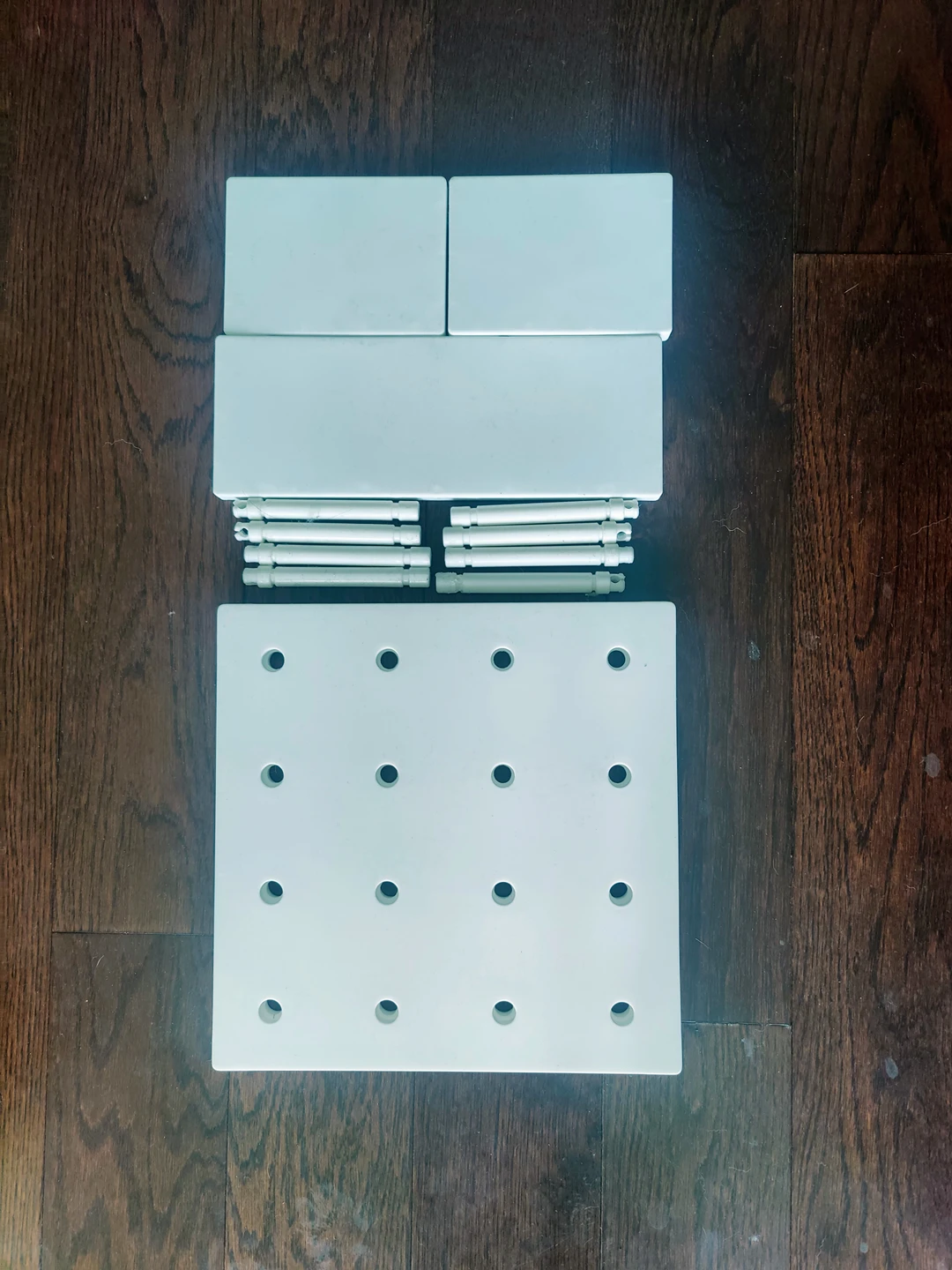 Peg Board Storage Shelf 🌱 image indicator(3)