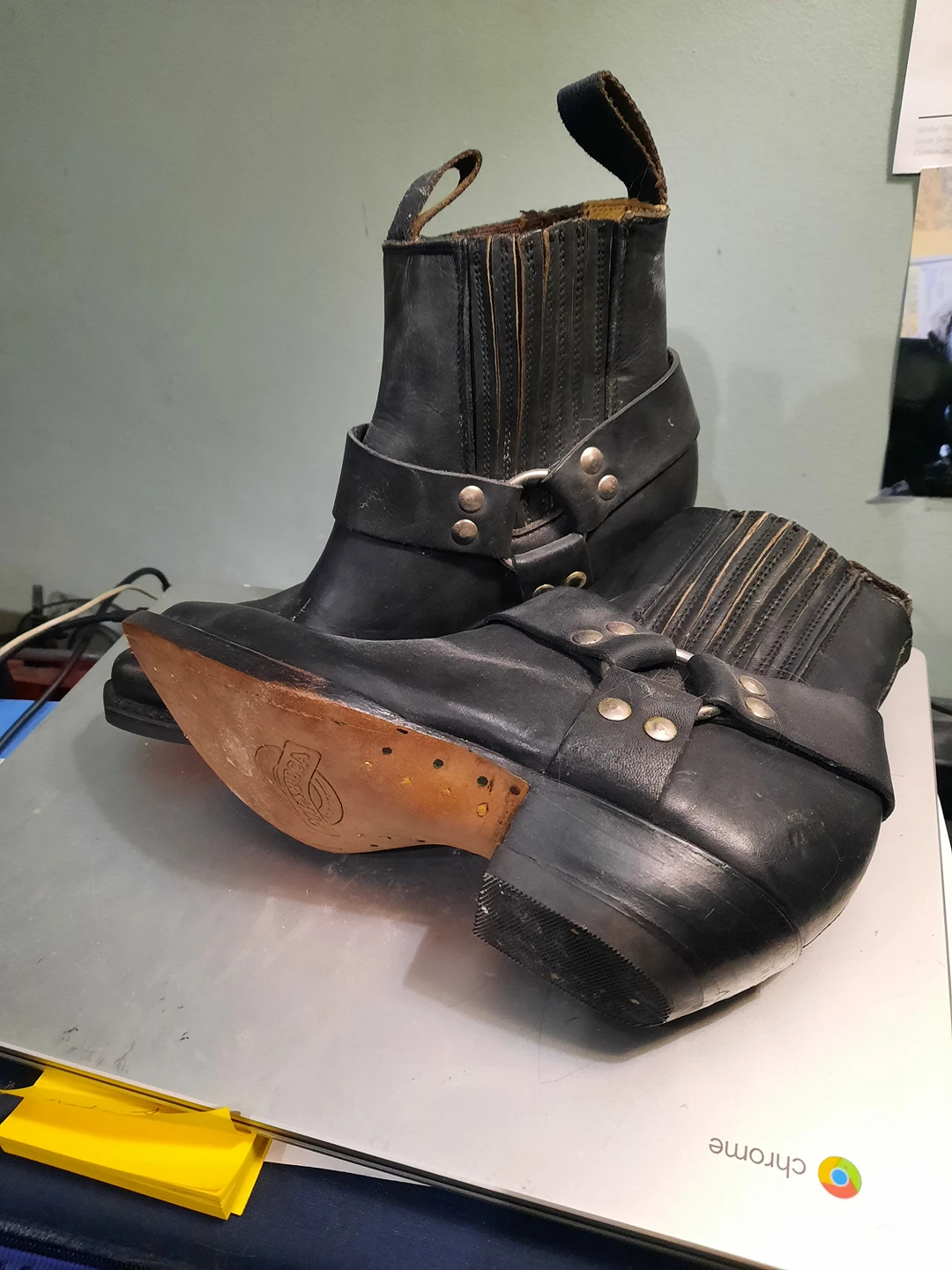 leather western ladies boots image indicator(2)