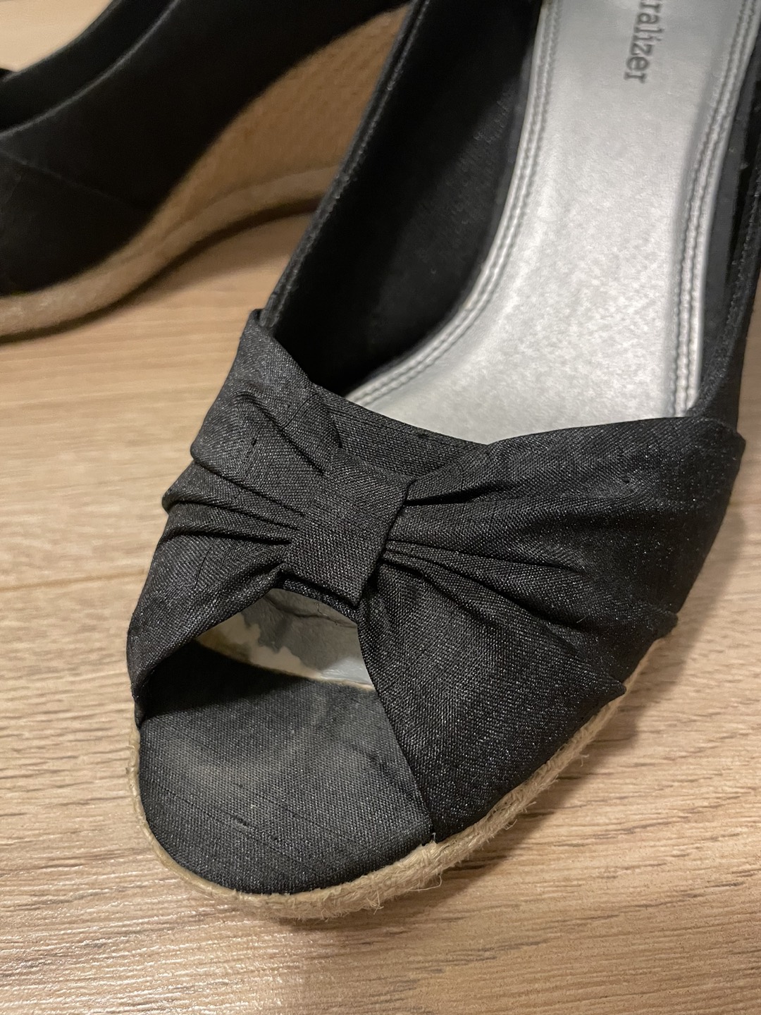 GUC Naturalizer Wedge Sandals Size 8.5 - photo 4