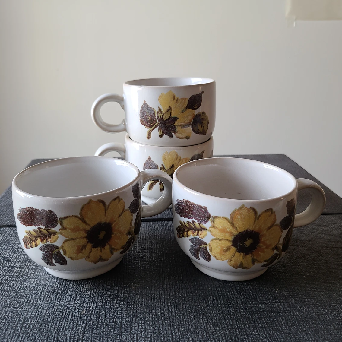 Milldale Sadler Stoneware Mugs thumbnail