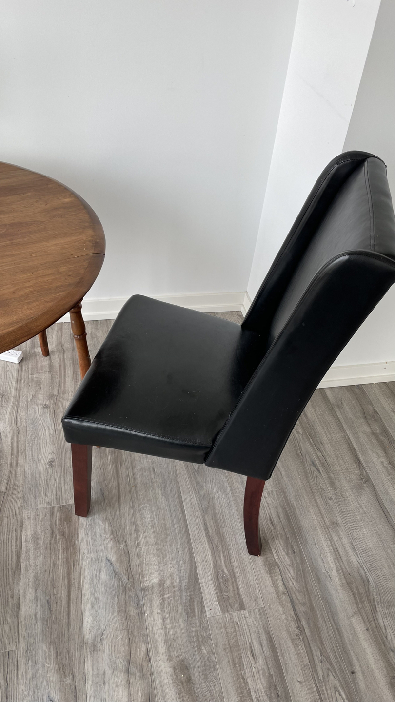 Table and 2 chairs - photo 4