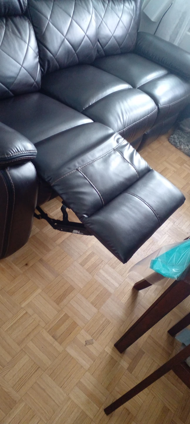 3 seats Sofa. - photo 2
