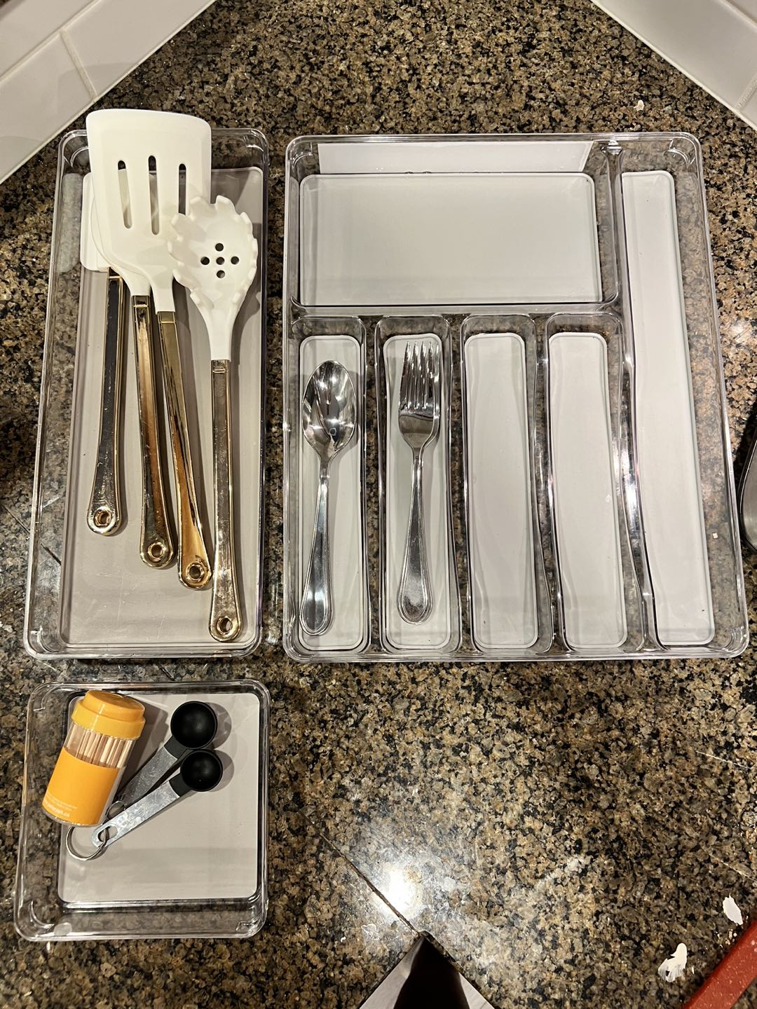 2x Storage Organizers & 1x Cutlery Tray