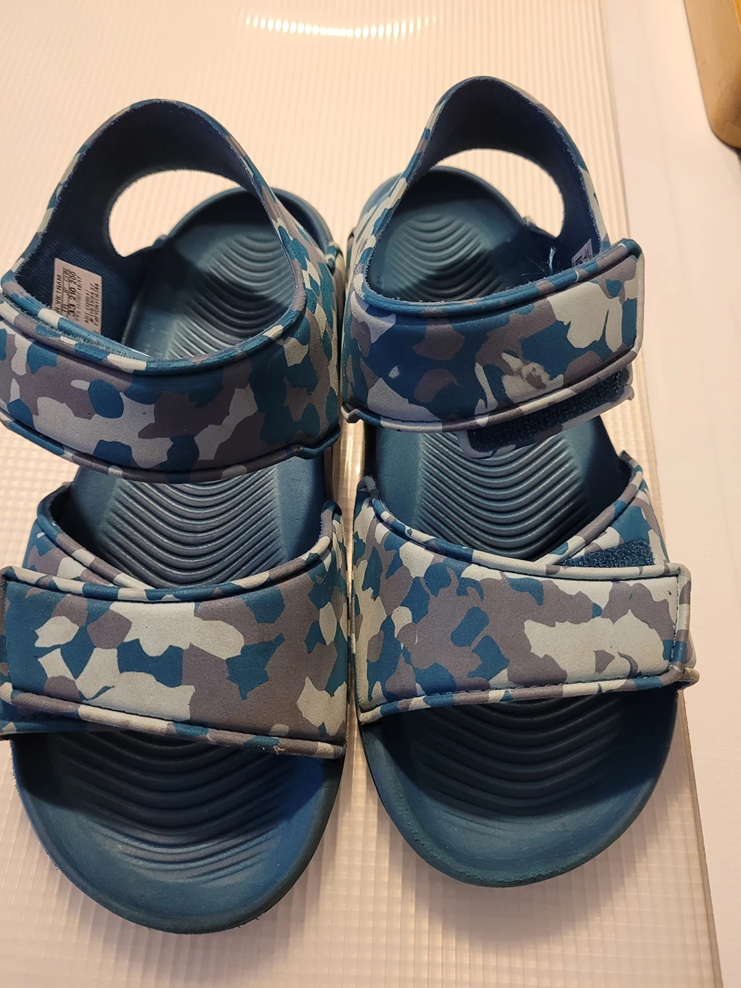 good Adidas Army Pattern sandals junior boys size 1 - photo 2