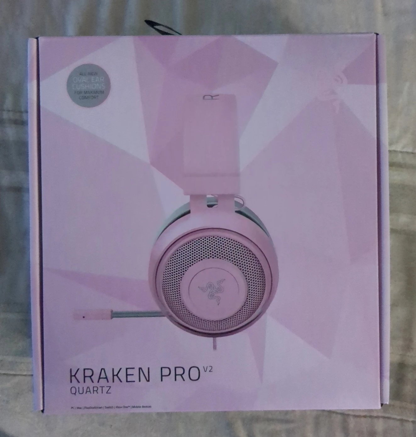 last week RAZER KRAKEN PRO QUARTZ headset with mic + kitty ears image indicator(2)