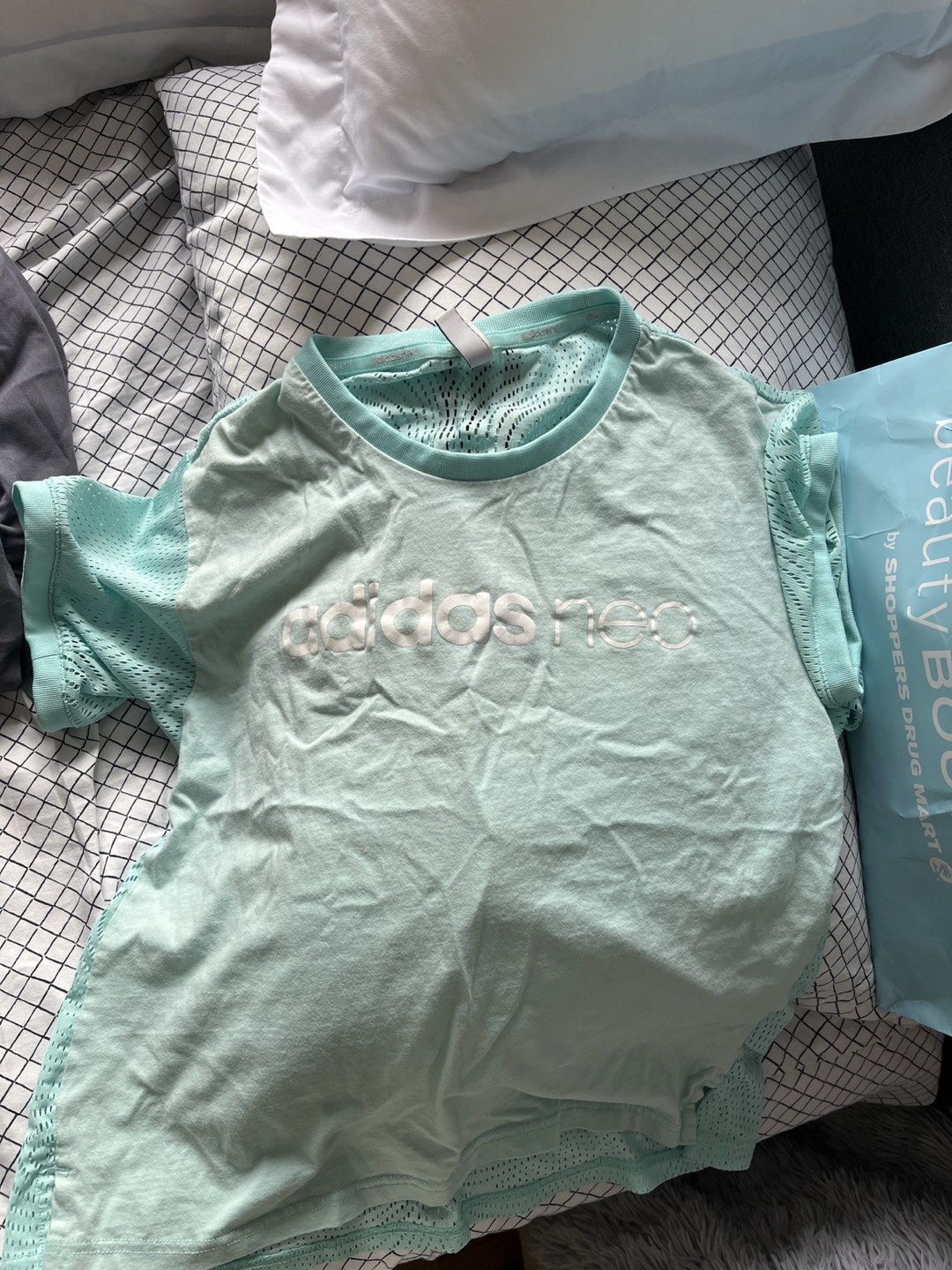 Adidas tshirt thumbnail
