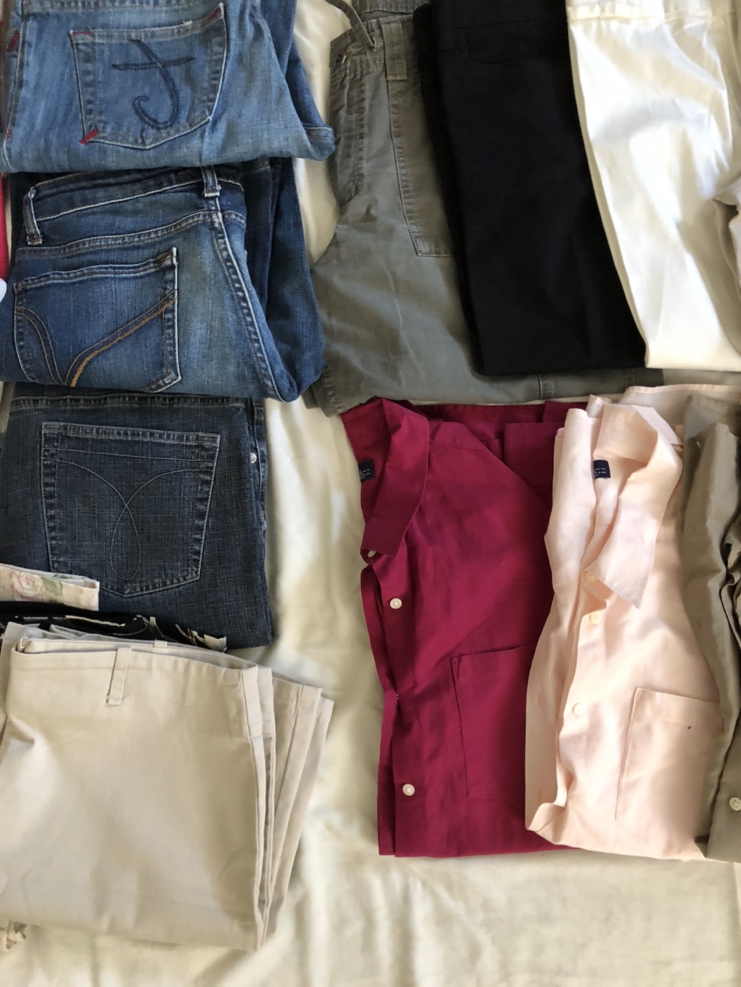 DOWNSIZING Lot of women’s clothing PICKUP ASAP image indicator(3)