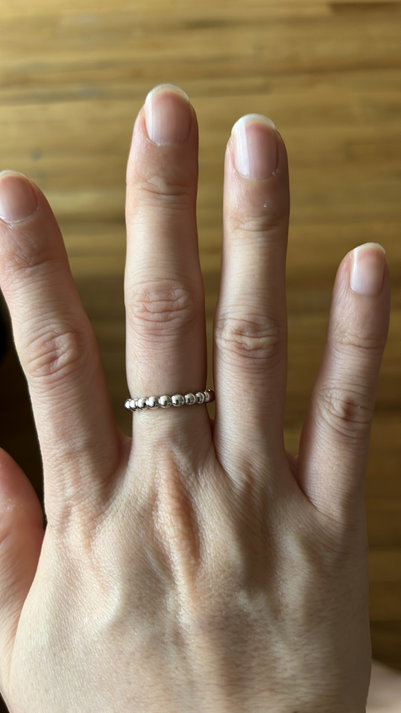 Mejuri stackable ring (silver)