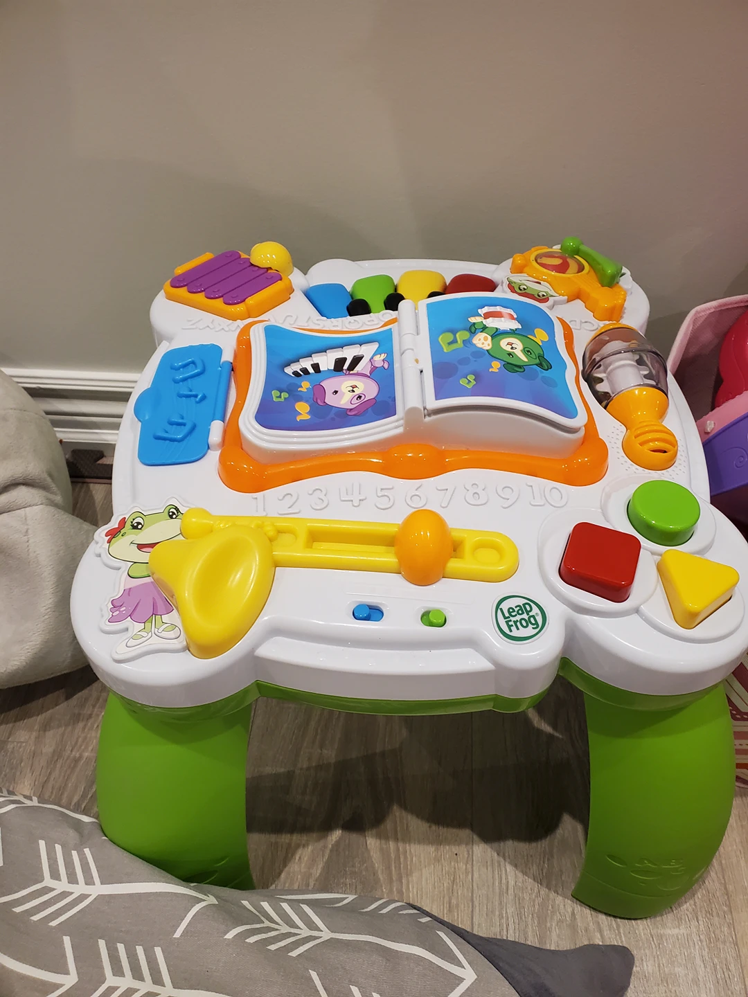 baby activity table