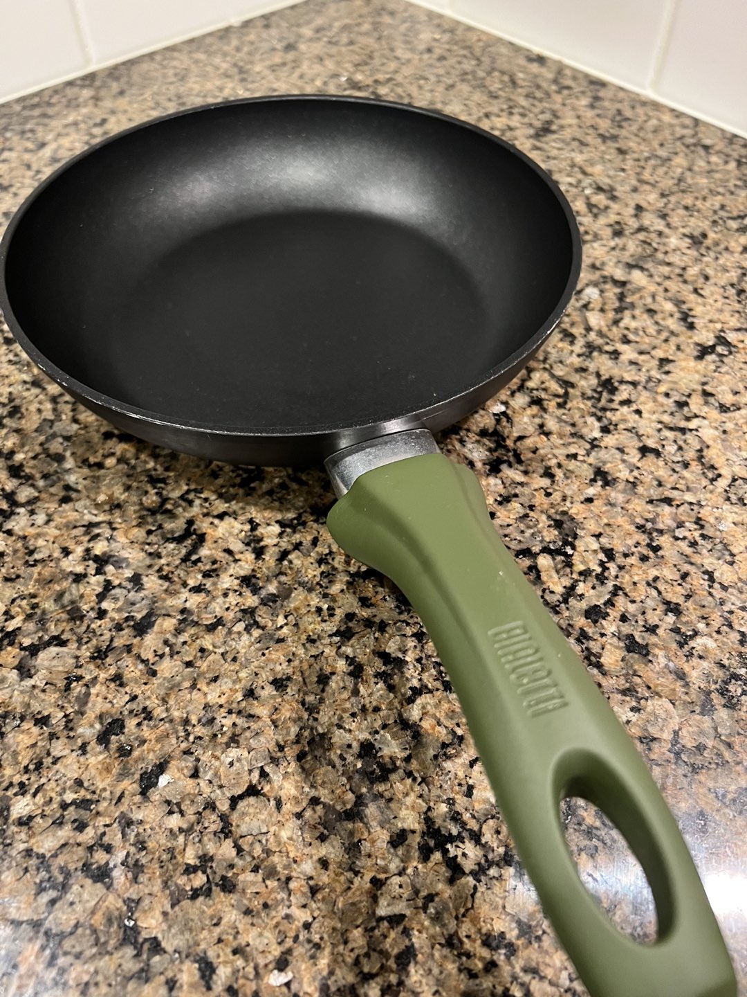 Bialetti Simply Italian Nonstick Covered Sauce Pan & Frying Pan - photo 4