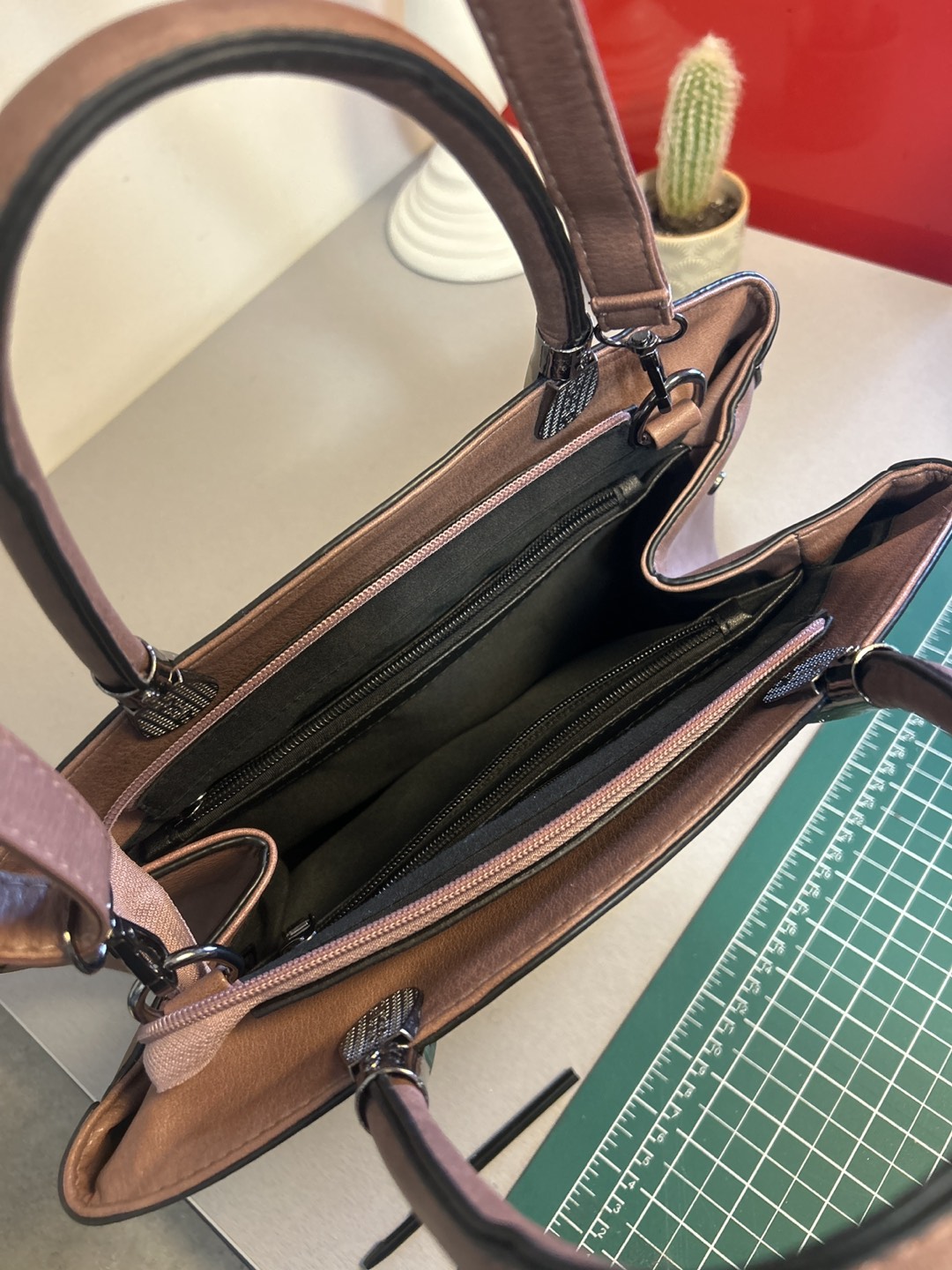 New Mauve Purse - photo 4