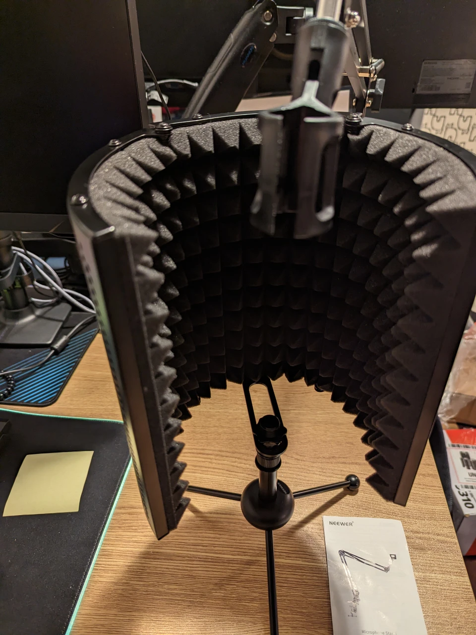 Neewer microphone stand and isolation shield with tripod, new thumbnail