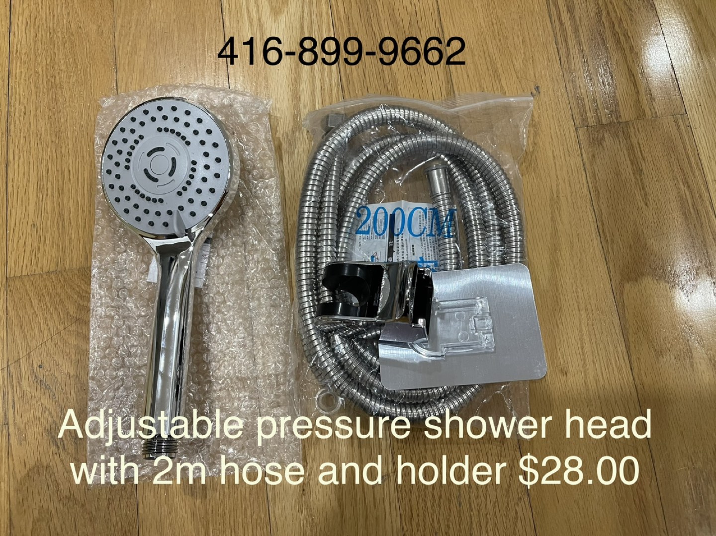 Adjustable pressure shower head with 2m hose and holder