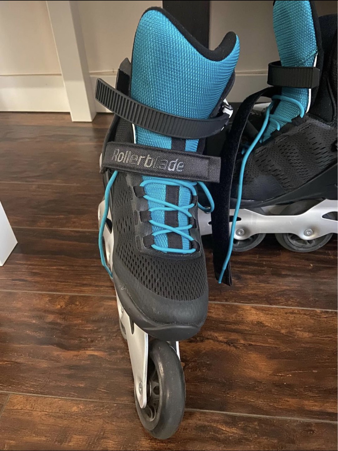 In-line rollerblades - photo 2