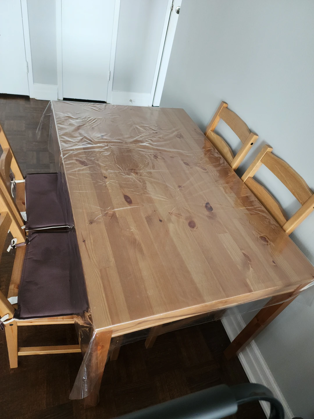 Dining table with 4 chairs