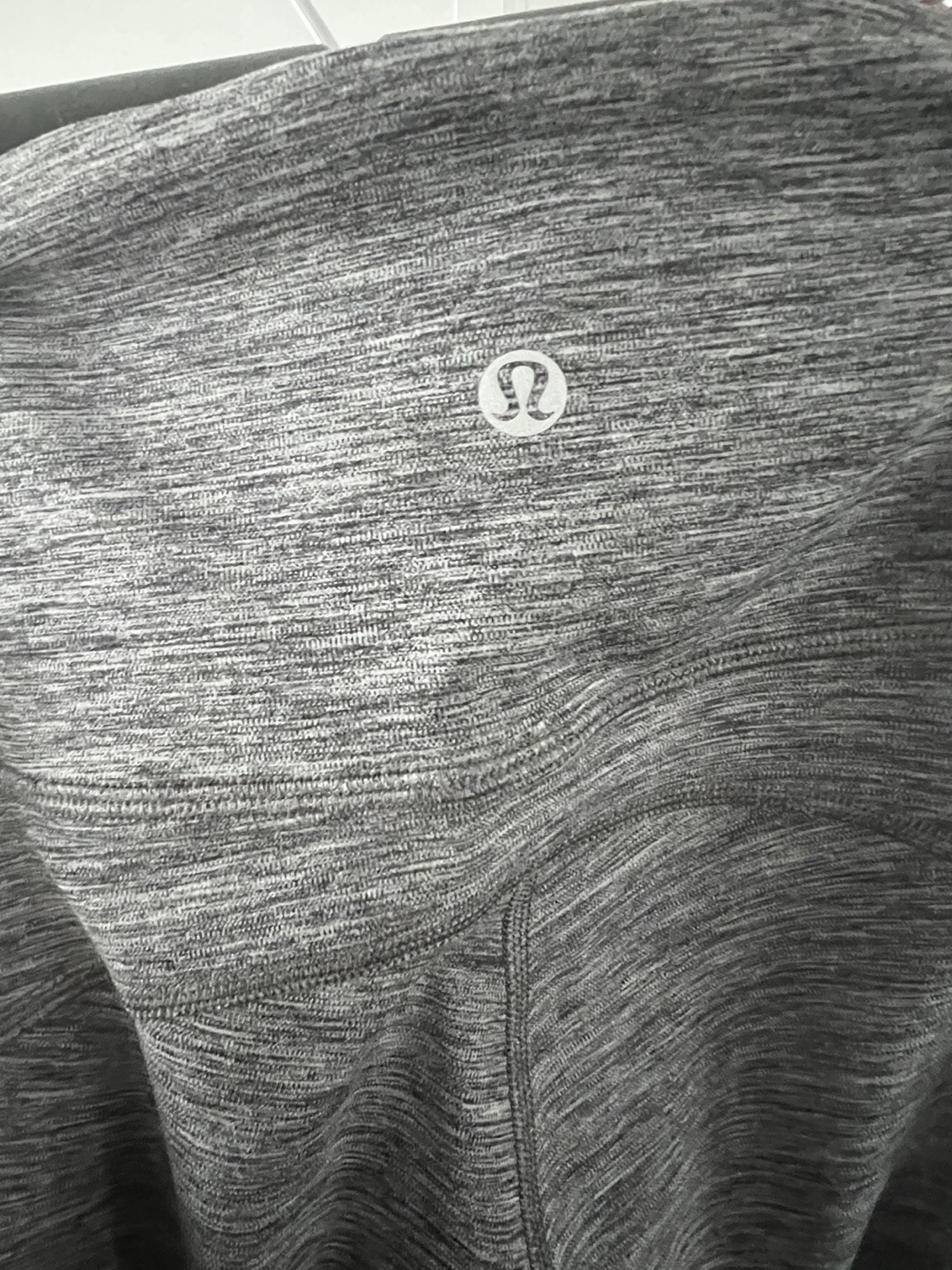 Brand new with tag Lululemon groove pants size 4 - photo 2