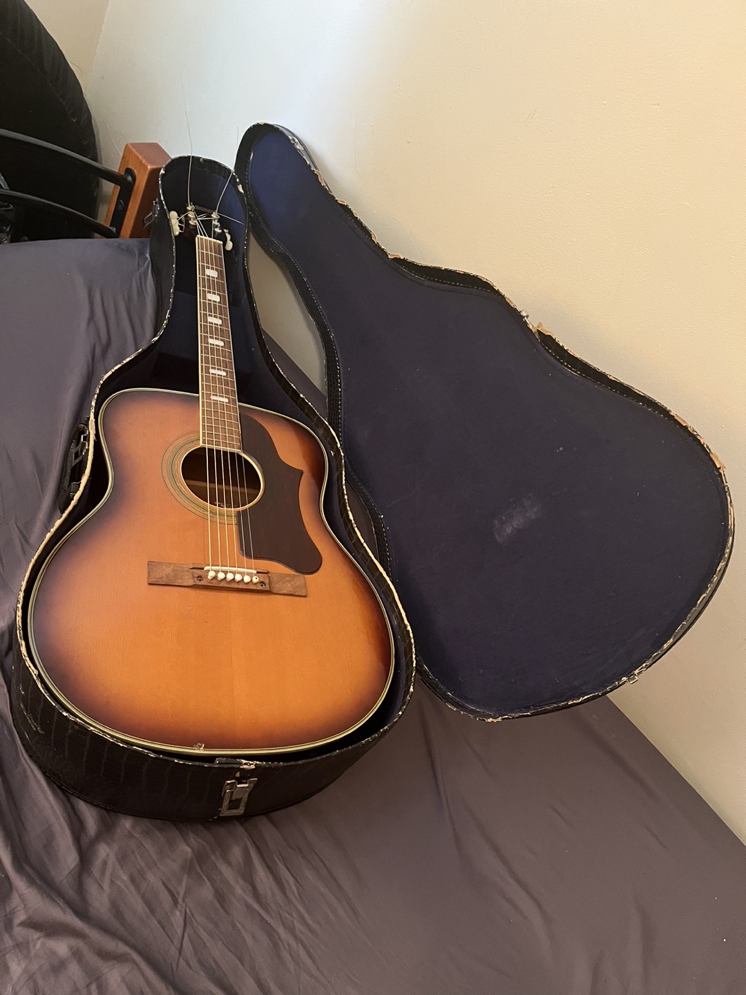 Guitar  {Acoustic} *Decca” thumbnail