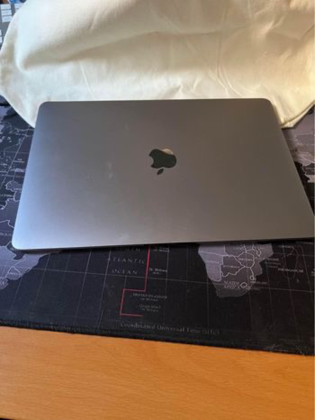 MacBook Air 2019 - near mint - photo 3