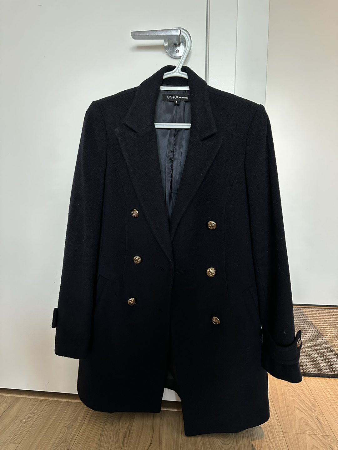 Black Coat in Small thumbnail