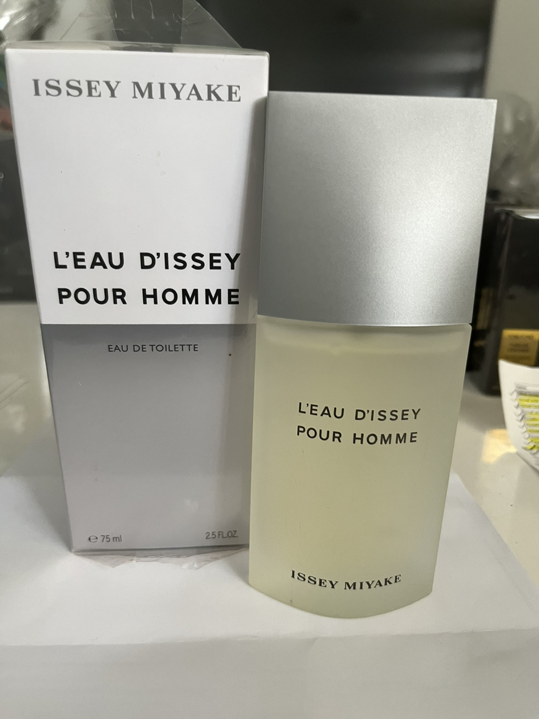 Issey Miyake L’eau D’Issey pour homme EDT thumbnail