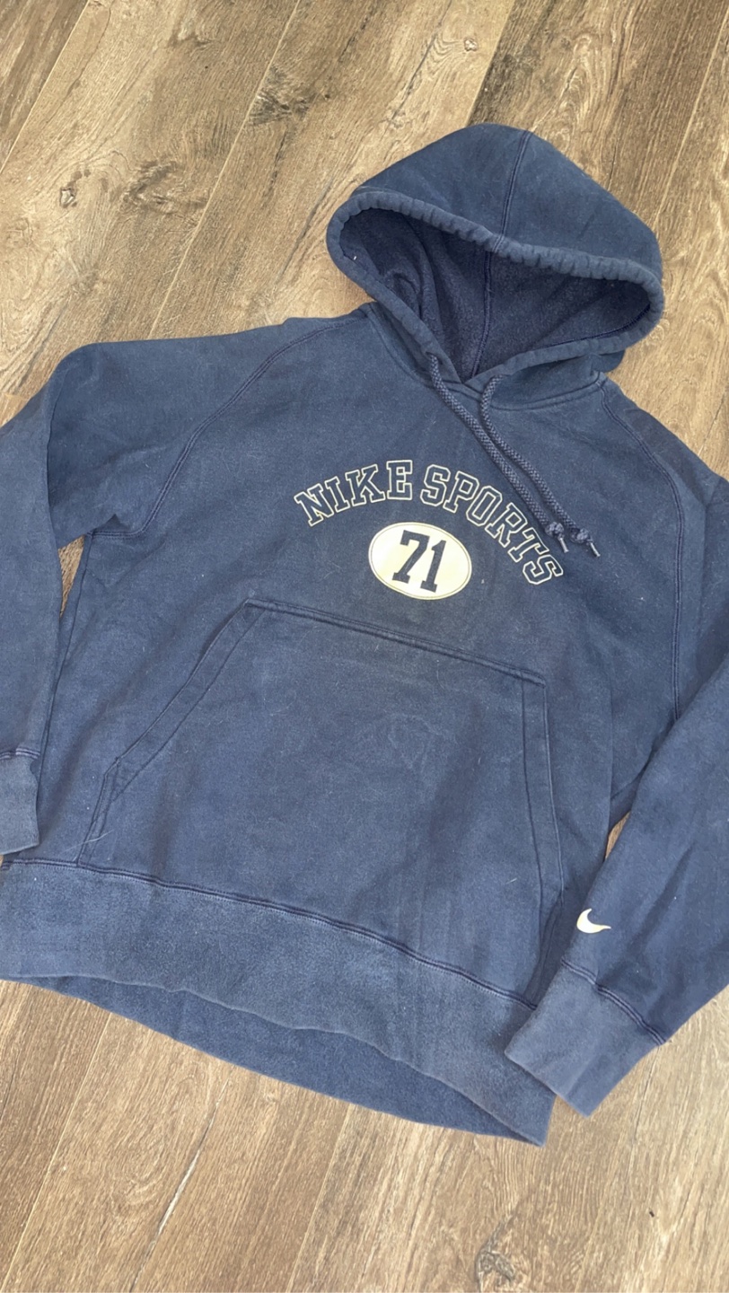 vintage nike sweater thumbnail