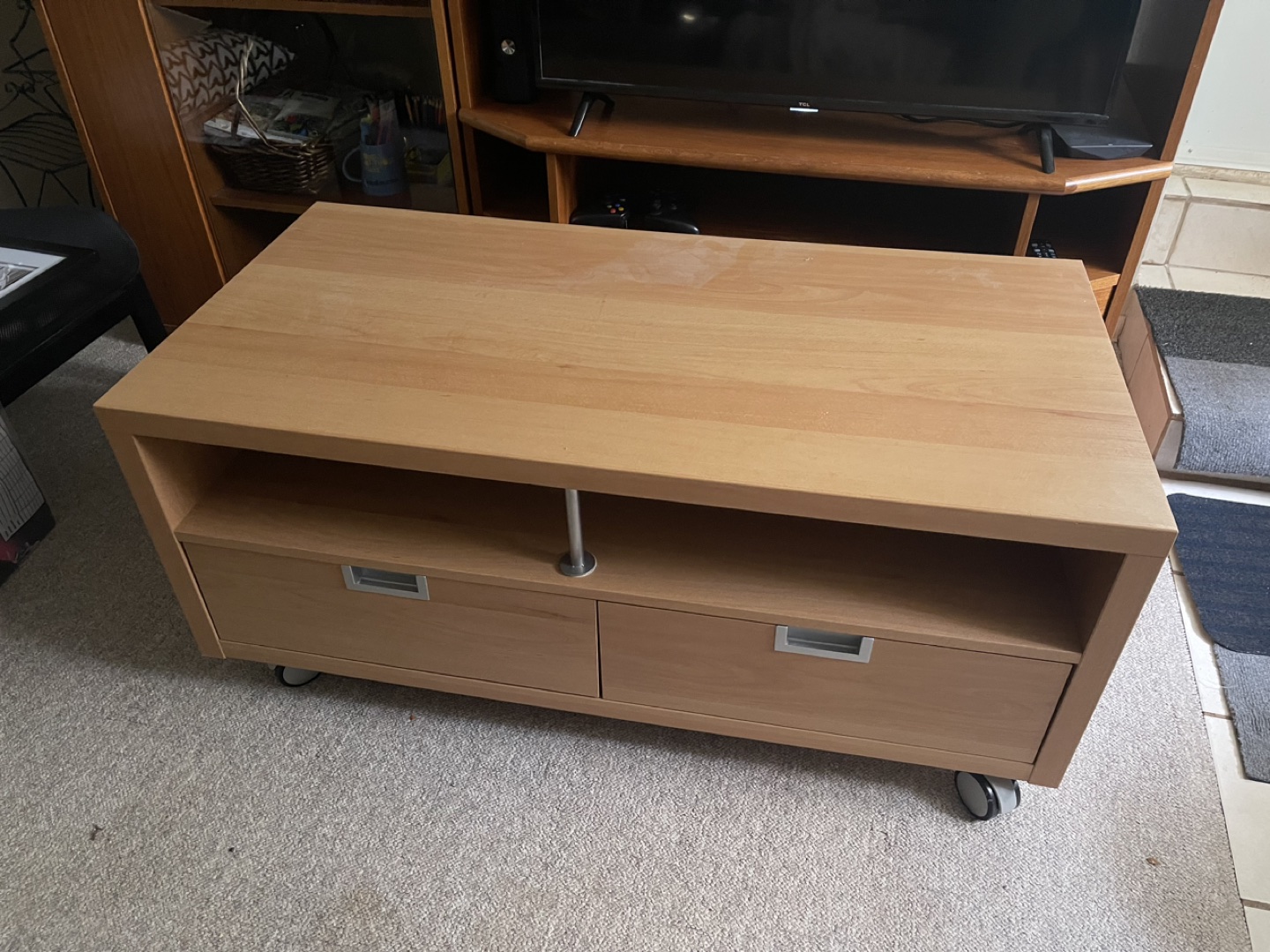 TV table - photo 2