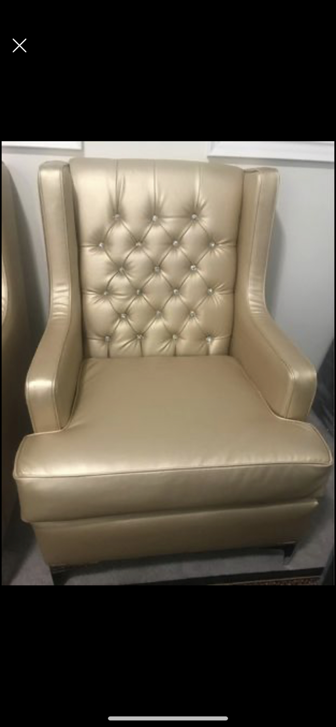 Accent chair