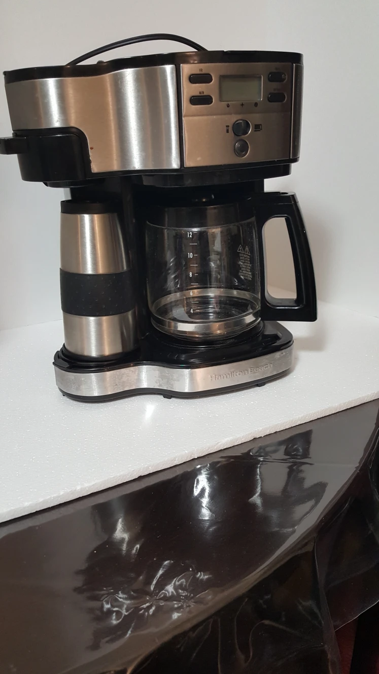 Hamilton Beach 2 Way Single Serve plus full Port Coffee Maker image indicator(7)